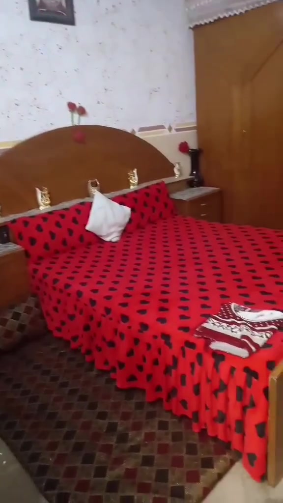 سلام عليكم غرفه نوم للبيع مكلف بل نشر 
*********** اتصل
