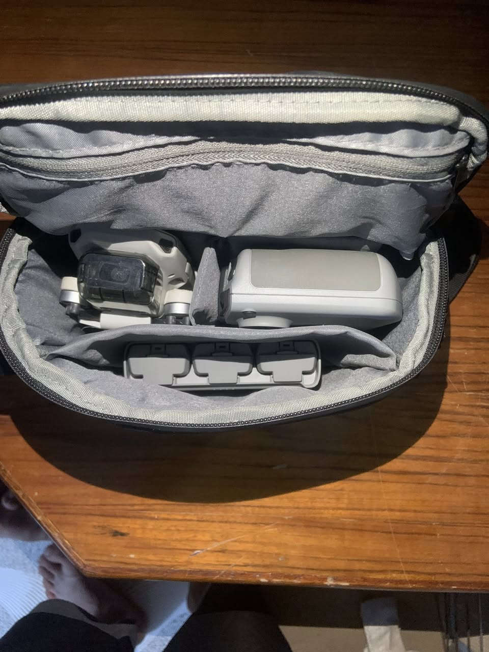 السلام عليكم اخوان 🤝
للبيع درون dJI MINI 4K

المدا مالتهة 5km حقيقي ❤️

و ارتفاع 500m حقيقي❤️

السعر 700 💵💵
تصوير 4K ويا رام 64gb ويا 3 بطاريات  و كامل ملحقات الجنطه و الباكيت مالته اخوان الدرون نضيف كلش و مرتب تصوير كلش مرتب و ماركه معروفه و حجمهة كلش حلو و ملحقات كامله وياهة مراوح اضفيه و كلش حلوه تصويرهة مرفوق بالمنشور ✅
للستفسار اكثر تفضلو خاص او اتصلو على الرقم 
***********
