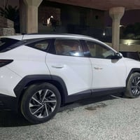 توسان 2023  خليجي     مكفولة كفالة عامة   ماشية51 الف كيلو  فول مواصفا...