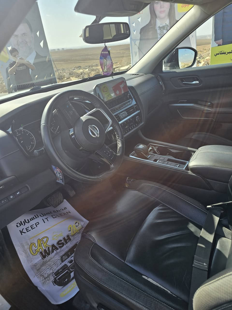 ‏Nissan Pathfinder SL✅
✅موديل  2023.     سعر  265$ مطال. 

✅محرك 6V    3500

✅اللون ابيض مميز سقف اسود بلادي 

✅عداد المسافة  65 الف مايل

✅رادار امامي (تحديد مسار)

✅رادار جانبي (نقاط عمياء)

✅رادار خلفي (تحذير من الاصطدام)

✅كاميرات 360°

✅كشنات جلد تدفئة 

✅بردات خلفية

✅شاشة كبيرة لمس+كاميرا

🔴 بدون دواخل بدون شاصي كما في الصور رقم ساصي قطعه وحده صبغ فقط جملغ جهت سايق  
مكان سياره دهوك  رقم هاتف ***********
