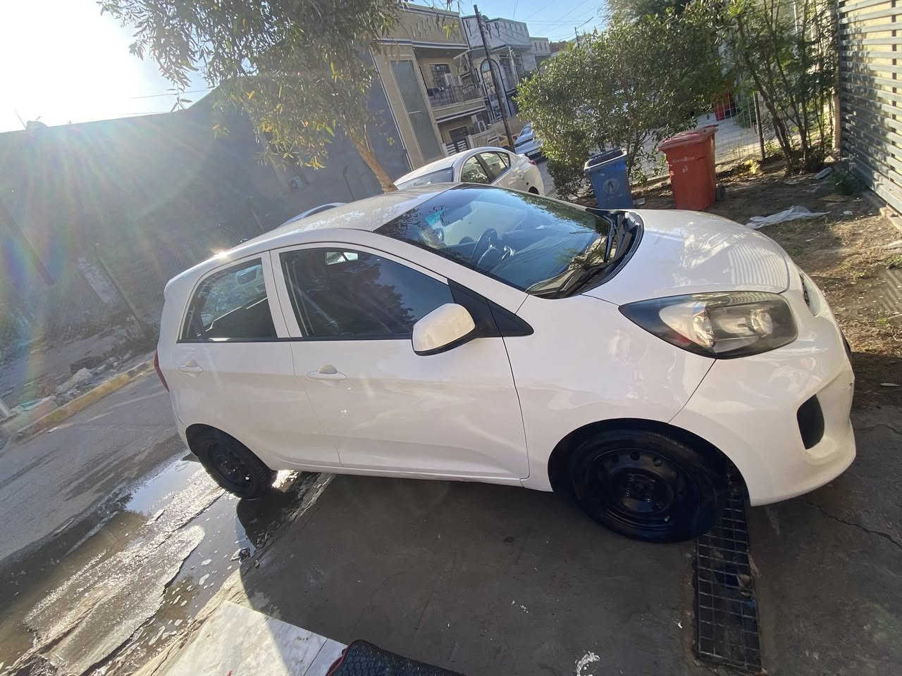 السلام عليكم بيكانتو
للبيع م 2017
كفاله فقط بارد
عنوان بغداد 
سعر 88
***********
