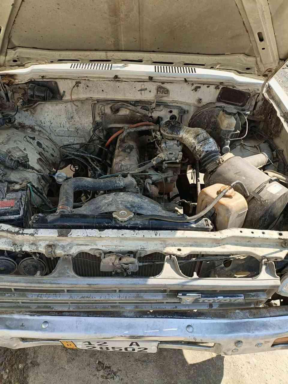 السلام عليكم بيكم تيوتا ٨٢
كير مكينه شرط 
شرط التحويل 
كربون موجود 
تايرات نضاف 
فرشه جديده
السعر 26
بي مجال 
***********
بي واتساب
