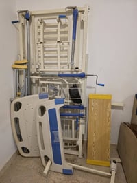 جرباية طبية هيدروليك • سرير طفل تركي • فيه مجال