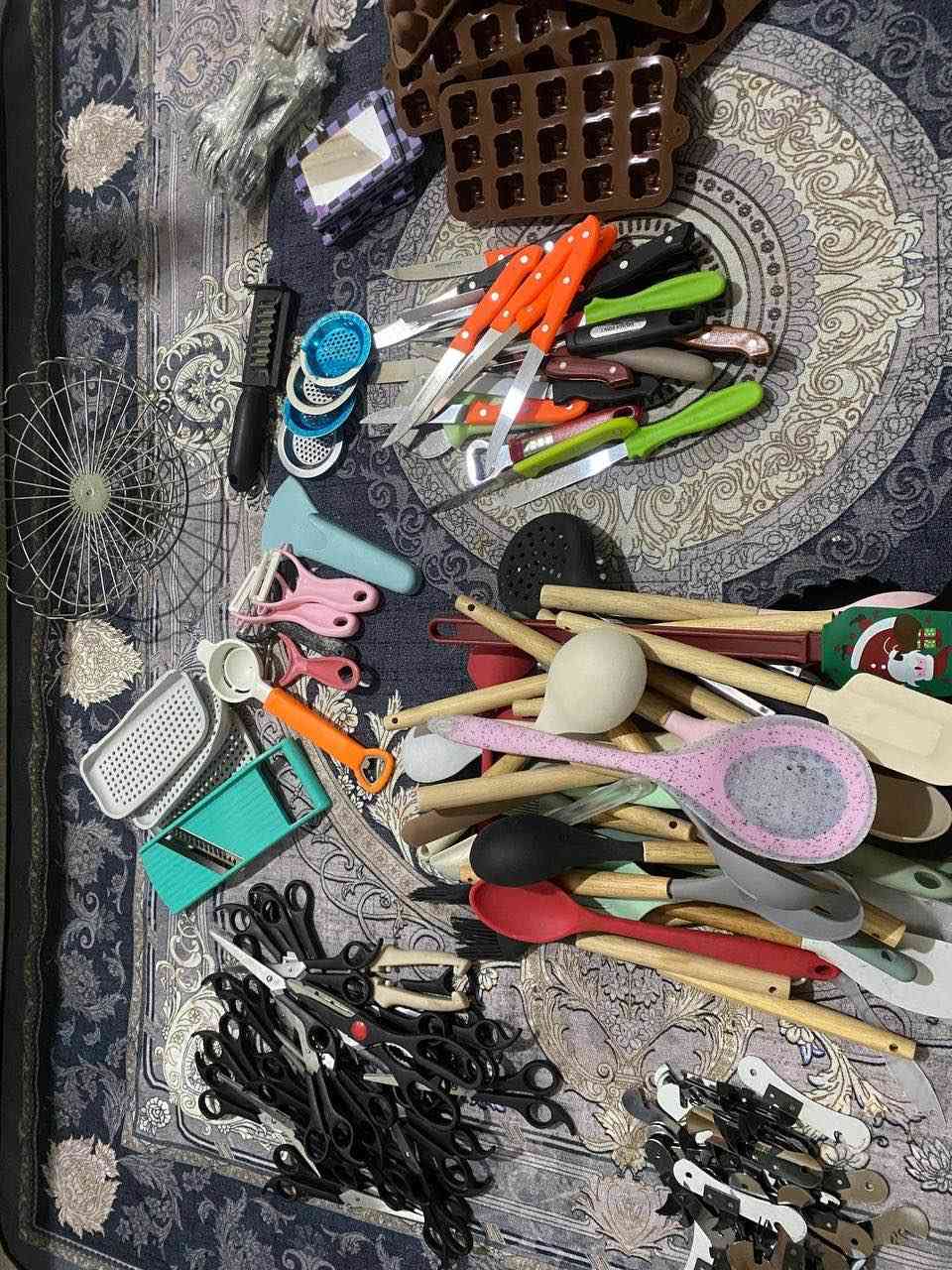 ١٨٢ پارچه‌ شتی جوان و شاز ٨ دانه‌ توره‌گه‌ سه‌ری داده‌خرێت ٣٠ مقه‌س ٤٦ پارچه‌ی كه‌وچك و سلیكۆن ٦ ئاوێنه‌ ٣٠ چه‌قۆ ٥ ره‌نده‌ ١٢ قالبی سلیكۆنی عه‌راری ٦ ده‌سته‌ چه‌تاڵی ١٢ دانه‌یی ٧ پارچه‌ی سه‌ت مه‌خسه‌ل ٣١ پارچه‌ سه‌ری ئاوته‌ماته سه‌له‌یه‌ك‌ كی ویستی ڤیدیۆی هه‌مووی بۆ ده‌نێرم 
٥٠ هه‌زار قوفلیه‌تی گه‌یاندن هه‌یه كويسينجاك, أربيل


**إذا كنت صاحب هذا الإعلان وتريد حذفه لأي سبب، رجاءا أرسل رسالة إلى الدعم الفني**