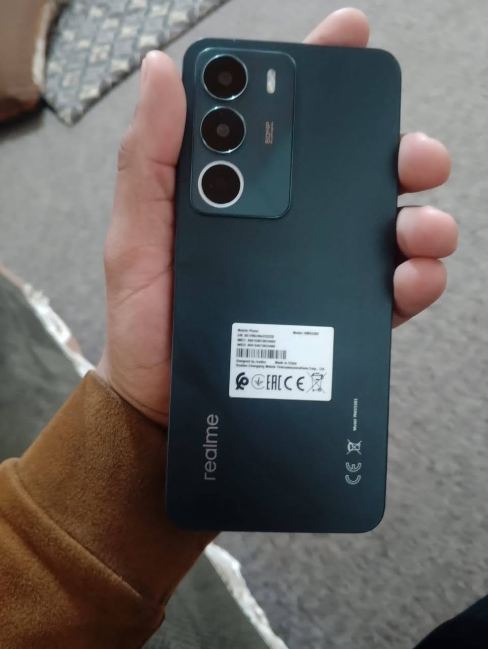 سلام عليكم جهاز البيع والمراوس معه فرق ريلمي سي 71جديد قراضه كله ويا مكاني تكريت ***********
