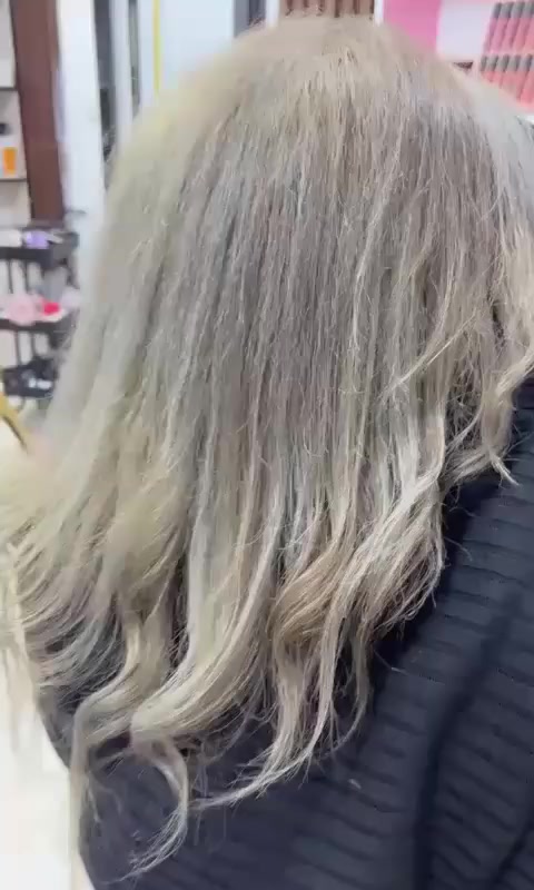 ***********
السلام عليكم بنات مسويه عروض ع الاصباغ وتسريح الشعر كلش حلوه الي تحب تتفضل
حي العباس الفرع الثالث يم البيت المثلث 
صالون كاردينيا بيوتي 💆🏻‍♀️💅
