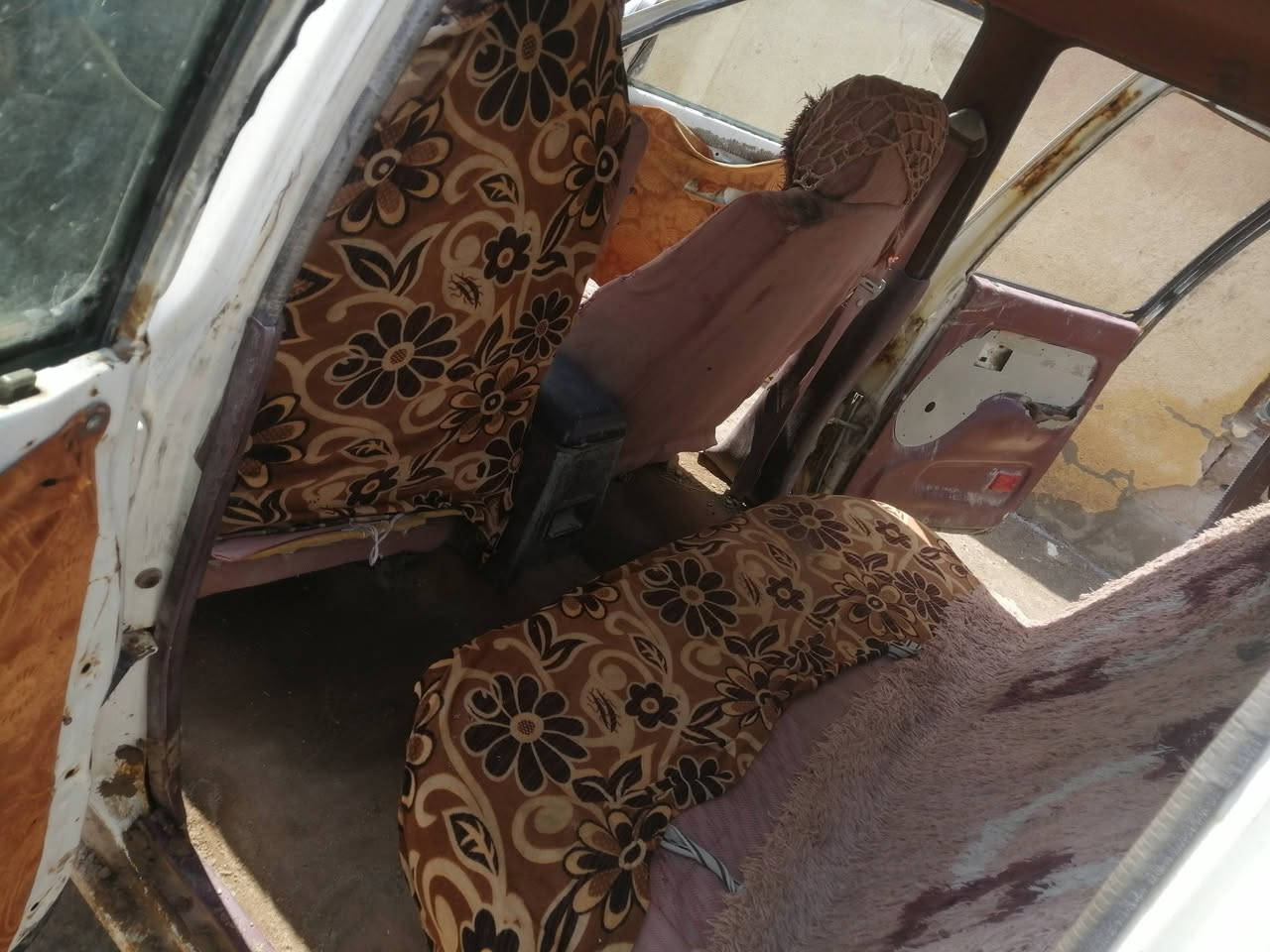 سلام عليكم سياره دير أدوات البيع سعر ١٠ وبيهة مجال رقم *********** مكانك ناصريه
