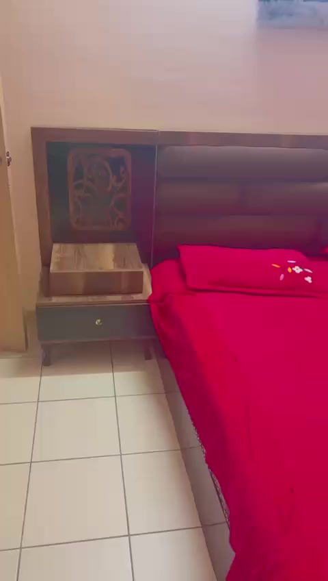 سلام عليكم غرفه تركيه للبيع السعر 350 وثلاجه 
جديده السعر 75
تواصل ***********
