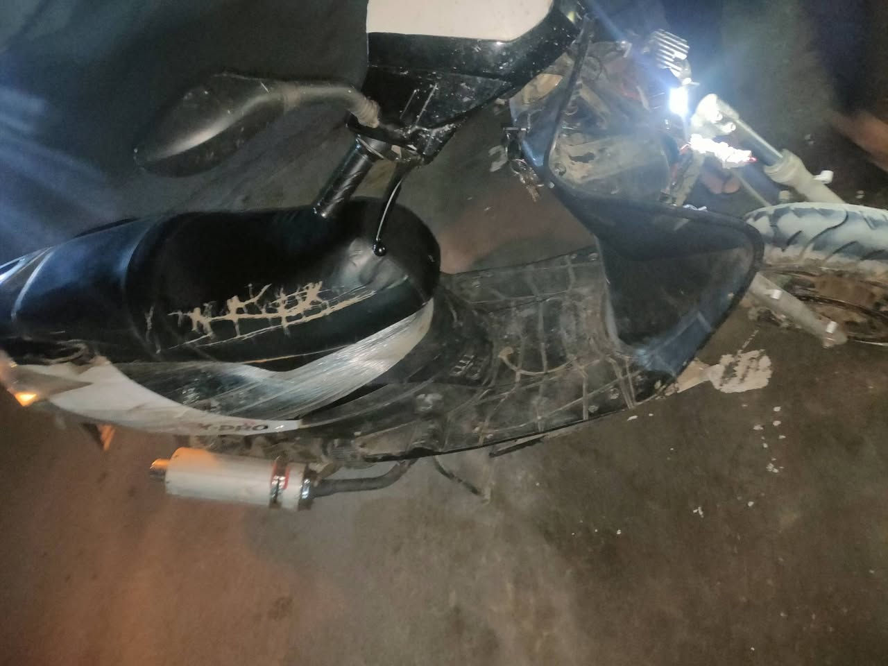 مطور البيع موديل 23 فول مفول سرعه معدل كهرباته كله شغله ياباني محركه مكاس بس مكينه حجم كبير
حجم 140 بس كفر كدام  مكو سعر 350الف وبي مجال رقم ***********
