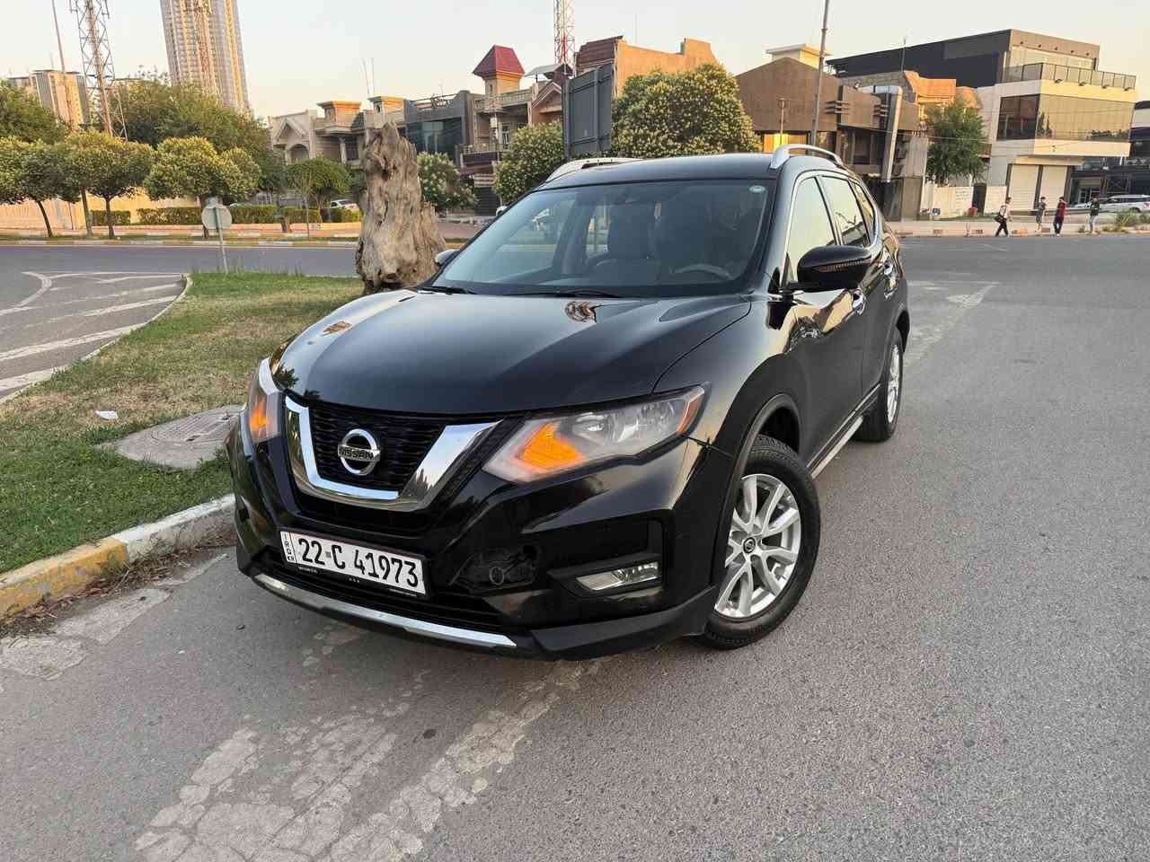 نیسان رۆگ ئەمریکی مۆدیل 2017 مواسفات SV  awd فول شاشەگەورە پێنج کامیرە سندوق شەفت کوشن هیتەر  زۆر موسەفاتی تر  تەنها دوو دەرگەی بۆیاغە پشت و پێش کپس بێ ئیرباگ  147miles رۆشتیە هەمووی بە شەرت  سعری 139$ فرۆشتن 
Whats app     Viber  Telegram 
***********      *********** أربيل, العراق
