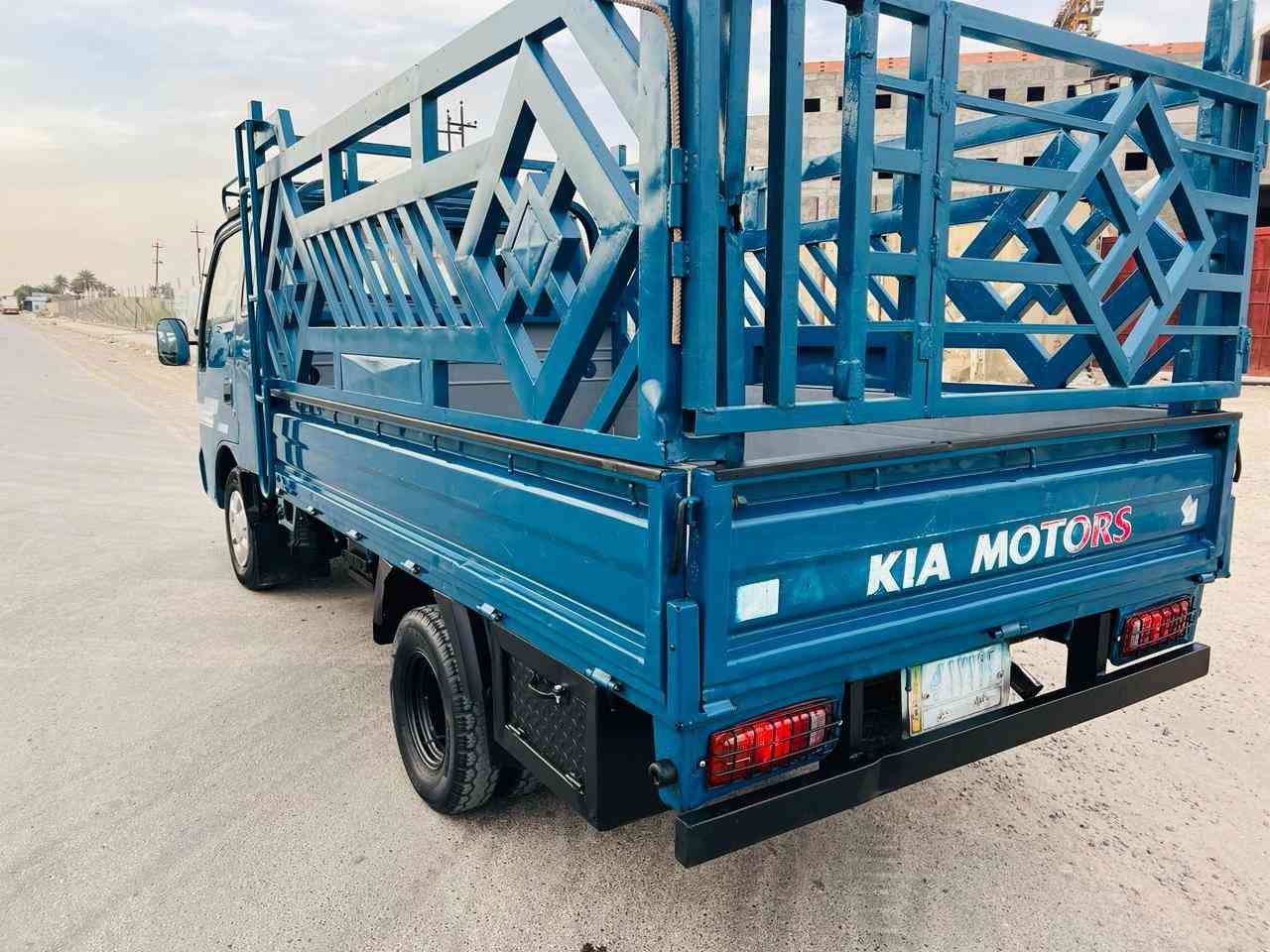 سلام عليكم....كيه البيع...ام عيون قلاب ..مديل 2001 رقم بغداد....صبق بس دوسات فقط .. مكينه وكير واكسن وشاصي كفاله.....تحويل مباشر.....صدر امامي وخلفي جديد.... تخم تاير جديد... كهربائيات شغاله.....محجر تفصال.....دواخل حلوه.....اخلاف جديد السعر 85 ... وبيهه مجال ... الطيبين ... الاستفسار علا رقم الهاتف ***********
