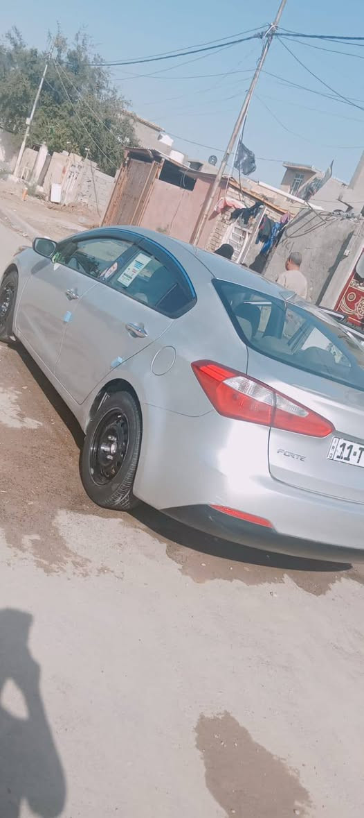 فورتي موديل 15 وارد امريكي مكينه الفين سياره جاهزه سعر شده و5 تصل وتددلل باقي تفاصيل مال محتاج بيع مستعجل  رقم سياره بغداد رقم ‏‪***********‬‏ تصال
