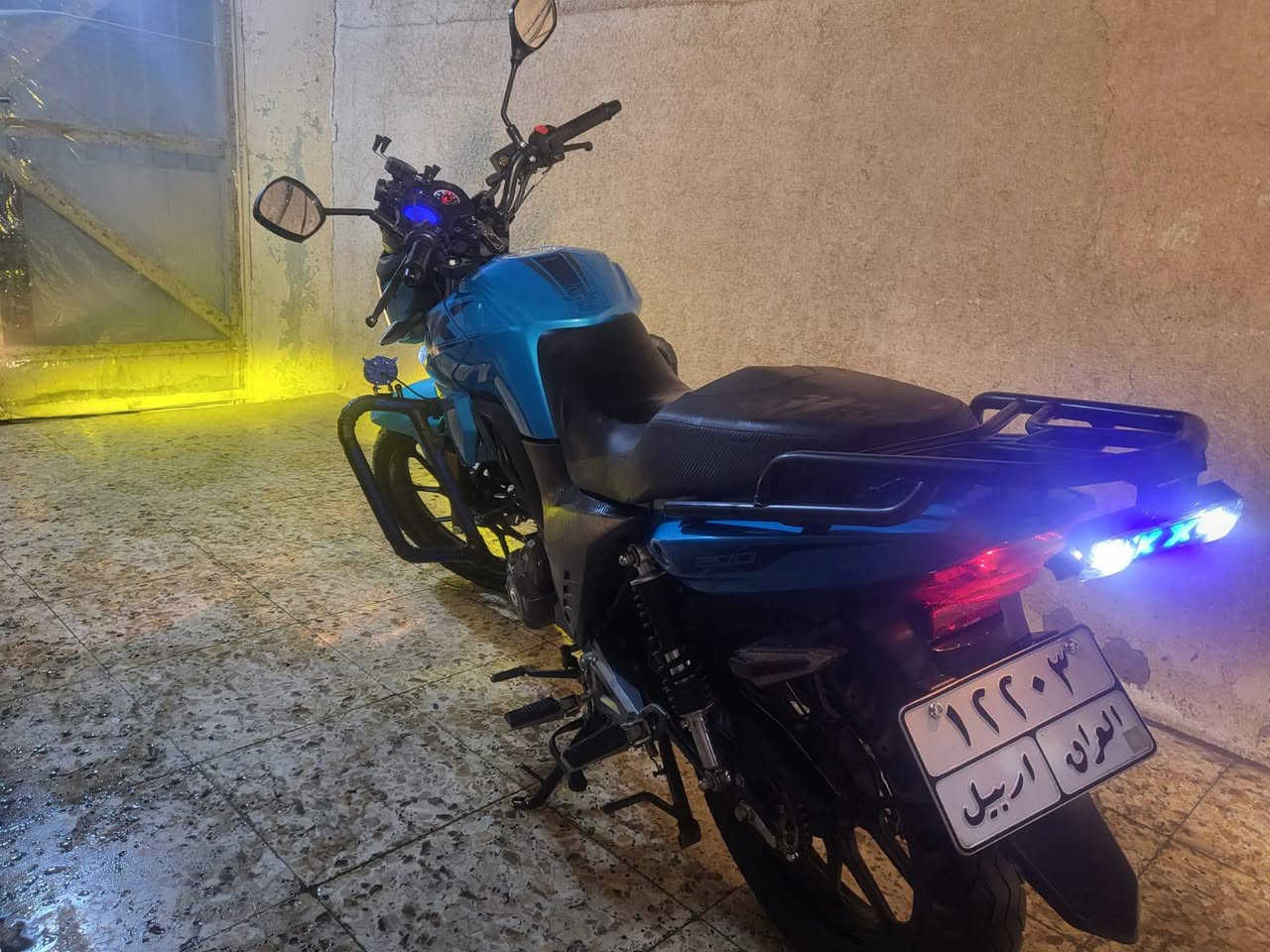 دراجه نوع RK200 مشتريه  عجله الخليج باسمي الدراجه ماشيه ٨٠٠٠ الاف نظيفه جدااااااا اخت الزيرو للبيع فقط بيه البطاريه هابطه يحتاجله تبديل السعر  مليونين وستميه (٢٦٠٠٠٠٠) تحويل مباشر باسم المشتري  مكاني بغداد للاتصال ***********  ابو محمد
