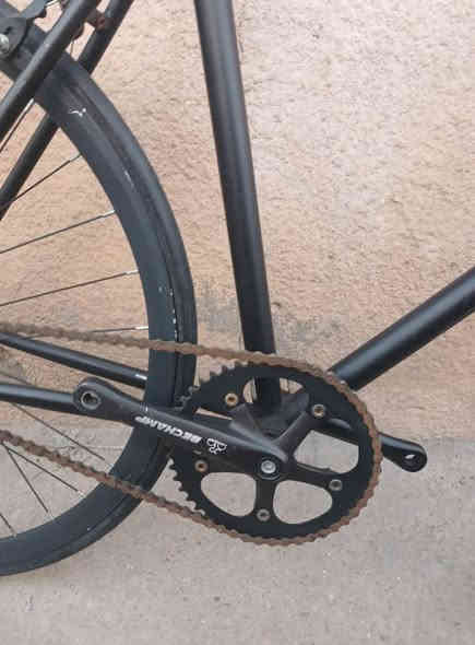 السلام عليكم كباتن 
متوفر دراجة نوع فكسد 
مثل ما واضح بالصور نظافة الدراجة مال باله ياباني 
السعر المطلوب[100الف]
العنوان البصره الجمهورية شارع المكاتب 
***********
***********
تحياتي للجميع أخوكم محمد المنصوري
