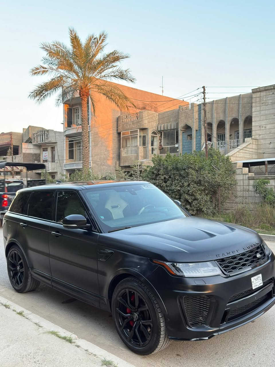 رانج روفر سبورت SVR لون اسود طافي بلادي
دخول جديد للعراق

موديل 2020 دخلت دبلوماسي تتحول مباشر

محرك 8 سلندر سوبر جارجر صاروخ (سرعتها 320 KM)

لونه اسود مات بلادي (يجي فقط طلب خاص)

السيارة فول مواصفات خاصة وراح اذكر المهمات

1.ابواب شفط Soft Close

2.جكات لرفع وخفض السياره

3.انظمه قياده عدد 6

4.نظام صوت خاص بهاي الفئه مع Pop Corn

5.نظام سماعات مريديان

6.خزن ميموري

7.كشنات ريكارو خاص 

8.كشنات تبريد تدفئه مع كهرباء ومساج

9.ويل كب حجم 22 تو سايز

10.بانوراما

11.صندوك كهرباء

12.اضاءه محيطيه 

13.رادارات امامي جانبي خلفي

14.كامرات 360 درجه 5 كامرات

15.جميع النوافذ تحتوي ع هيتر لمنع الضباب

16.لايت تفاعلي 

17.حساسات اماميه جانبيه خلفيه

18.امكانيه رفع وخفض السياره بالتحكم بيها من ازار الصندوق 

19.شفتات بالمقود

20.كشنات جلد اصلي ابيض خاص بفئة SVR

21.تحكم خلفي بالمناخ

22.داتا شو Head Up Display

وارد كندي بيها بارد بالجاملغ وحافه البنيد فقط

ماشيه 78 الف كيلو وليس ميل وكل مشيها بكندا

السيارة نسخة كاربون اديشن بنيد يجي كاربون فايبر بلادي
وجميع دواخل السياره من الكاربون فايبر 

السعر 55 الف مرقم بغداد
للبيع او مراوس حسب القناعه

مكان السياره بغداد 
***********
