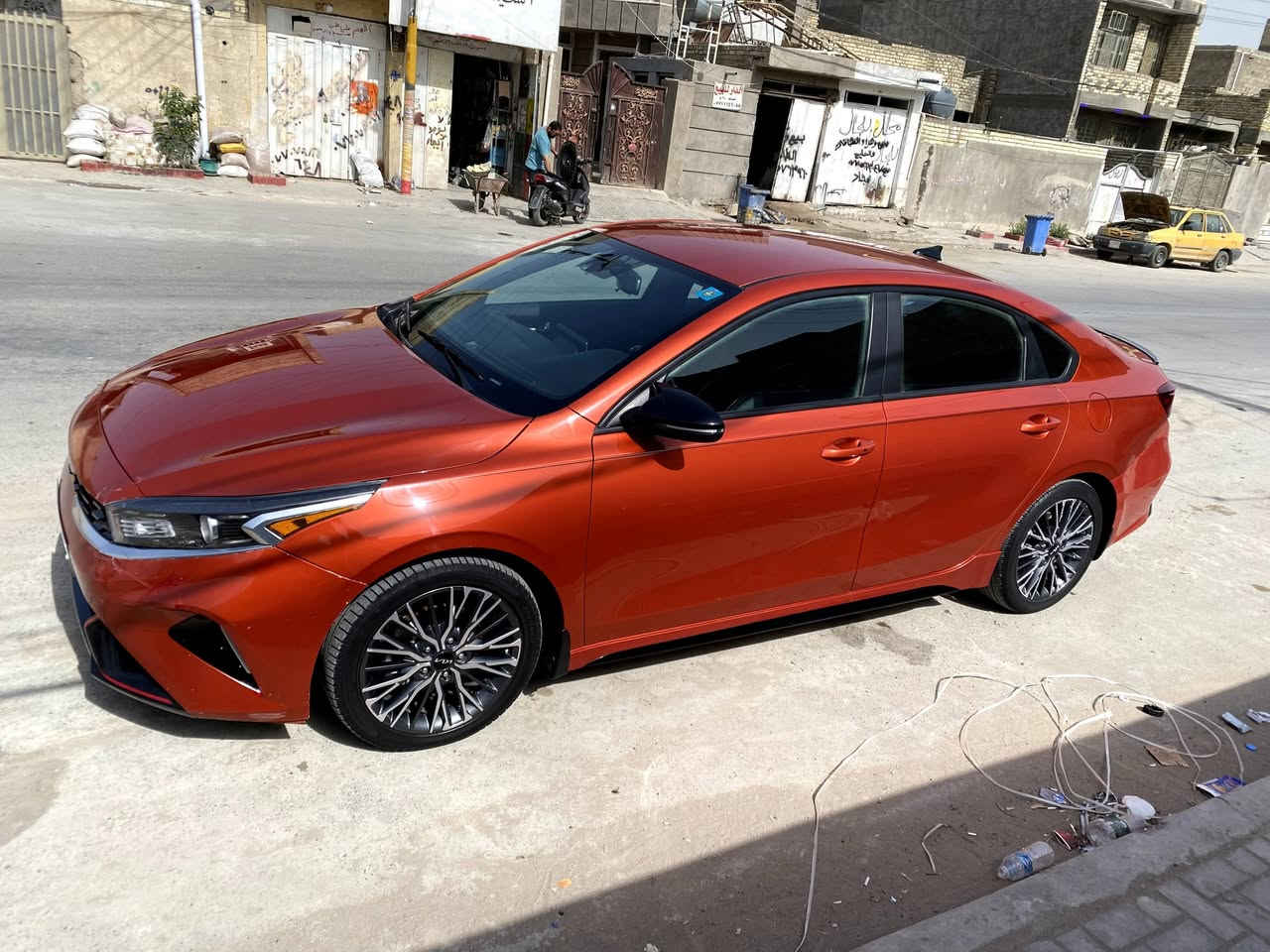 السلام عليكم
كيا فورتي GT-line 2023
فول مواصفات عدا الفتحه 
بصمه تشغيل وبصمه ابواب 
رادار جانبي رادار خلفي وامامي
توقف ذاتي 
تحديد مسار
قياده ذاتيه 
شاشه حجم كبير مال GT LINE 
فول تحكم ستيرن 
مودات قياده عادي نورمل سبورت 
فتح الصندوق اوتماتيك 
المكينه 2000 دوش السياره ماشيه 65 الف ميل بغداد مشروع وطني بأسمي 
حادثها باب وجاملغ فقط تبديل أصليات شرط الفحص وبارد بلبنيد شويه من جهه الجاملغ 
مكاني بغداد 
للاستفسار  ***********
السعر 148
