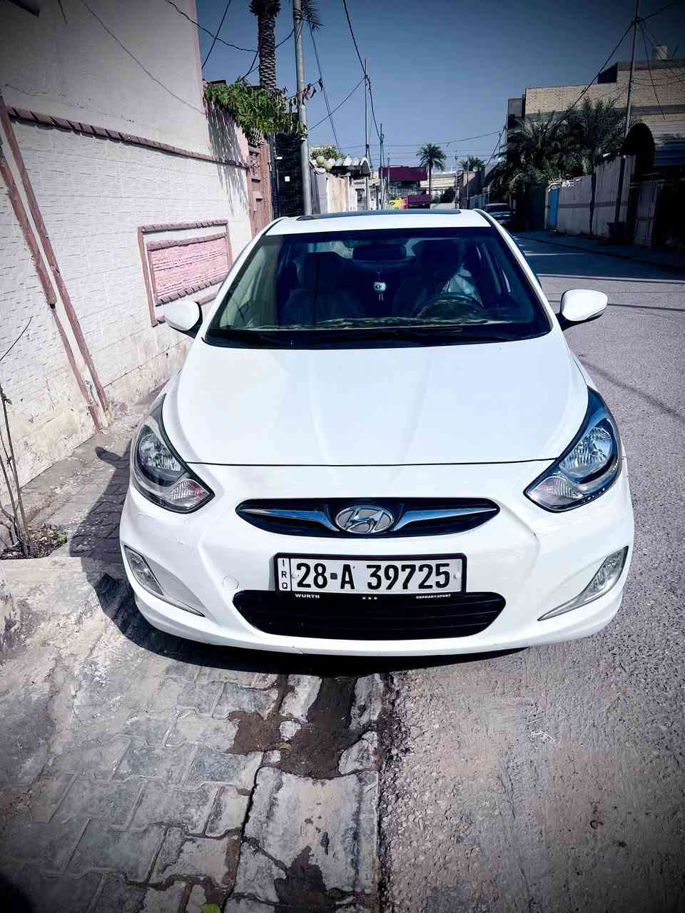 اكسنت 2015 فول مواصفات مكفوله كفاله عامه من الصبخ والتبديل مكينه ١٦٠٠ شرط مامفتوحه على وضع الشركه حداديه جديده سياره معايزه شي ماشيه ١٦٧ حقيقي السعر ١١٨ مجاله بصيط رقم نجف ***********
