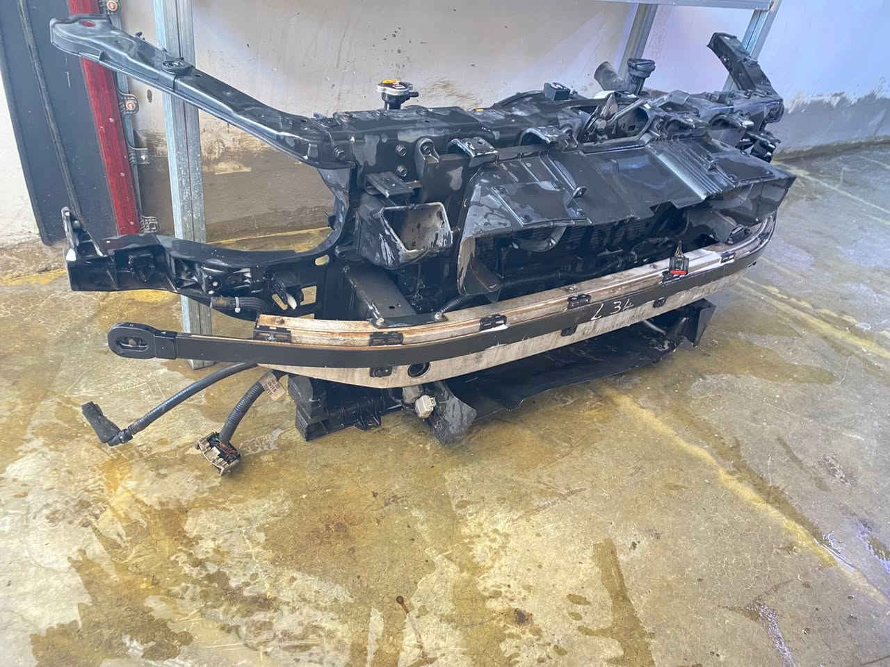 السلام عليكم
متوفر ادوات جنسيز G80
ابواب 
بنيد 
حداديه امامي 
حداديه خلفي
مروحه 
بدنه
راديترات
ضفيره بجم 
رادار
براكيت
للاستفسار والطلب يرجى التواصل على الخاص او الواتس اب 
***********
***********
