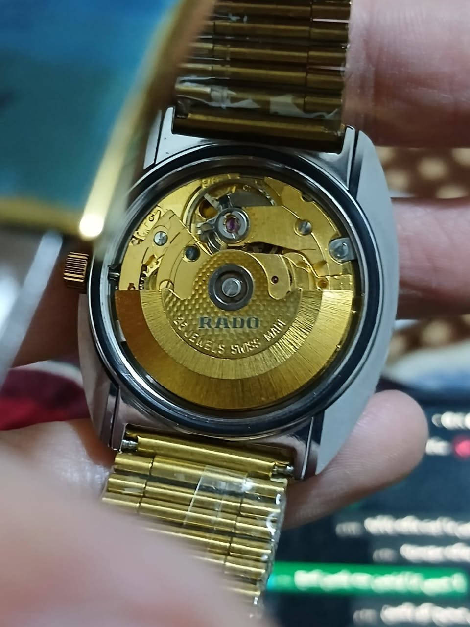 رادو دايستر
سويسري اصلي كاملة مكلمة  ٢٥ حجر 

مزاد 

غدا ساعه ١٢ ليلا ينتهي الوقت 

اي استفسار 

يرجى التواصل على الرقم 

***********
