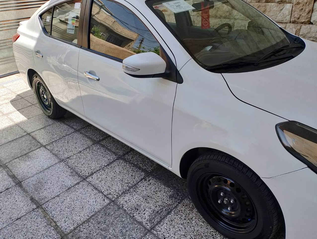 للبيع نيسان سني موديل 2024
فول 4 جام كهرباء قطعتين تبريد شاشة + كامره

السيارة بأسمي  تحويل ثاني يوم

تعديل بارد بالباب الخلفي والباقي كفالة 

السعر 113 بيه مجال

مكاني بغداد حي الجهاد

***********
