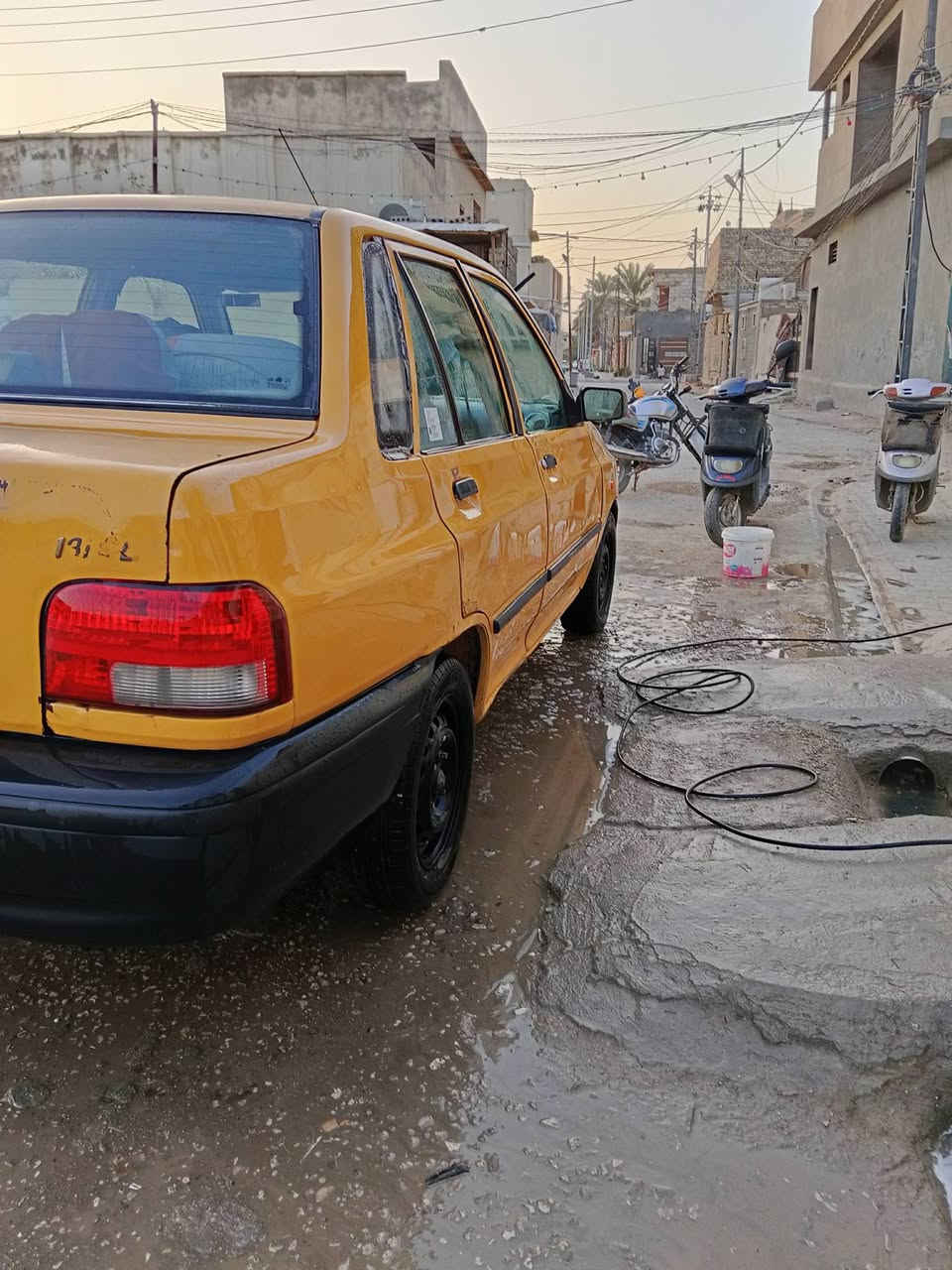 السلام عليكم
سايبة مديل 2012 مصفرهة هيئة وغرامات السيارة مجفتهة صار 10ايام بعدهي علة الضمان تخم تاير حدادية كلة جديد كهربائيات كلهة شغالة السعر 28وبي مجال رقم كربلاء تحويل ثاني يوم  كربلاء طويريج اتصال ***********
