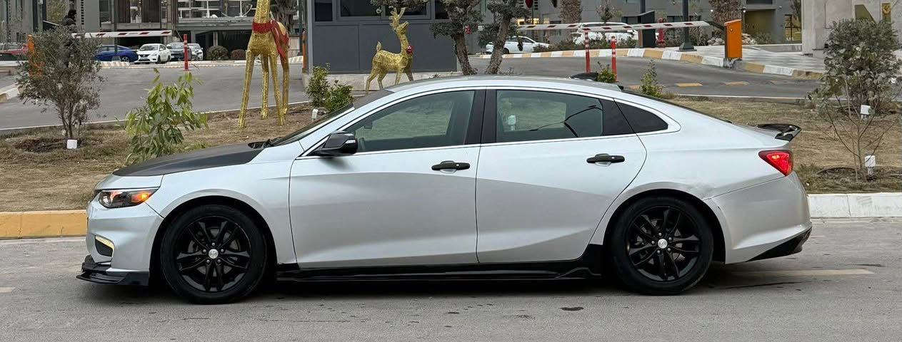 للبيع ماليبو 2018 lt 
محرك 1500 توربو اقتصادي
كير اوتوماتيك Atf المرغوب
تخم ويلكب 17
بصمه تشغيل وابواب 
كار بلي
حساس جانبي
رادار 
الاضافات : كت امامي وصفاح وخلفي 
سبايدر rs
كفرات مري باتمان 
كشن كهرباء
حادث جاملغ وبنيد بدون دواخل سيارة جاهزة من ناحية محرك وكير وحدادية وتبريد
داخلها كلش نظيف 
رقم بغداد دولي جديد هزه جديده 
مكاني بغداد حي الجهاد 
***********
السعر ٩٧ بيها مجال للشراي بغداد, العراق
