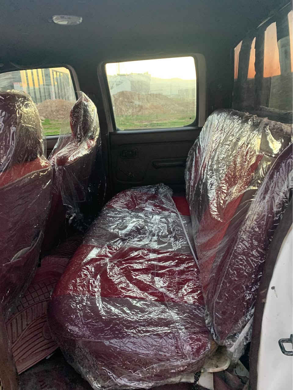 نیسان دەبڵ ئەکسڵ مۆدێل ٢٠٠٥ ناوسور سەیارەکە بێسەرەتایە بەڵم ساخە سەیارەکە  پەڵەپەڵە بۆیاخی هەیە بەڵم من بە حام دەیفرۆشین بۆ تەلەفۆن کردن *********** رانية, السليمانية
