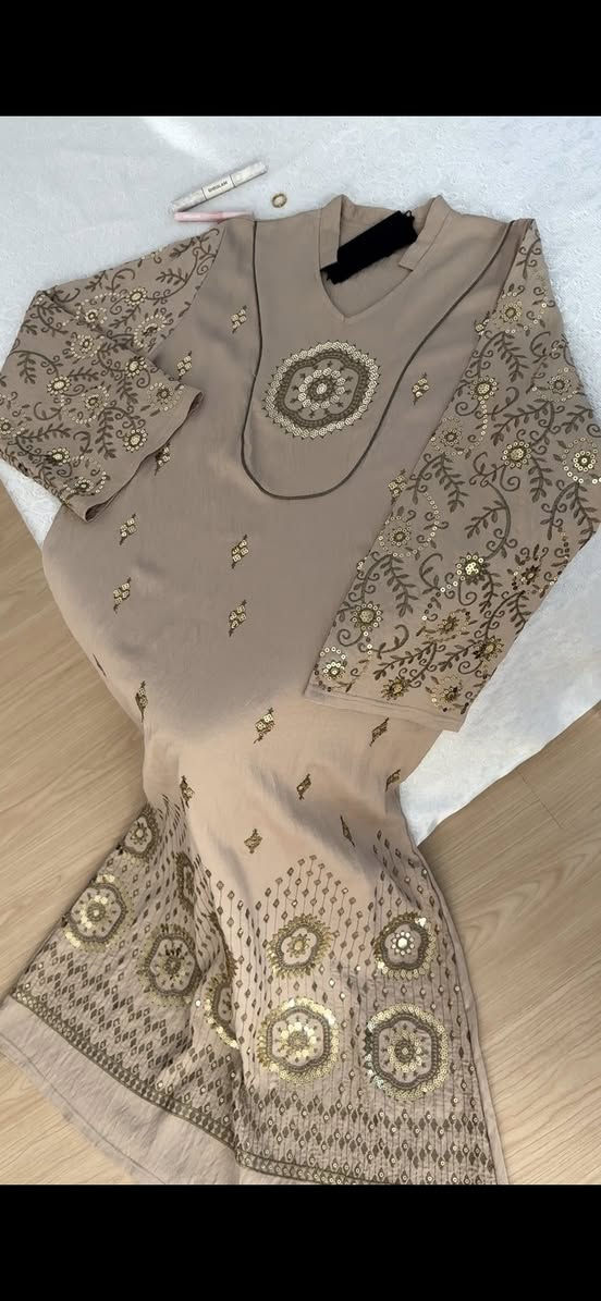 دراعات خليجيه بأسعار مناسبه متوفر توصيل (ب٣ الف )لكل مناطق العراق /كل القياسات موجوده بعد اكو غير موديلات الي تريد تراسلني


**إذا كنت صاحب هذا الإعلان وتريد حذفه لأي سبب، رجاءا أرسل رسالة إلى الدعم الفني**