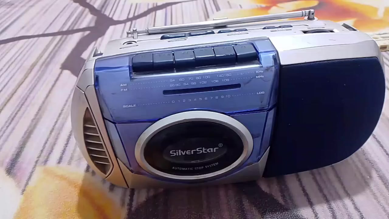 مسجل وراديو /سلفر ستار/موجتان am/fm تابع الفديو والتفاصيل 👇👇


**إذا كنت صاحب هذا الإعلان وتريد حذفه لأي سبب، رجاءا أرسل رسالة إلى الدعم الفني**