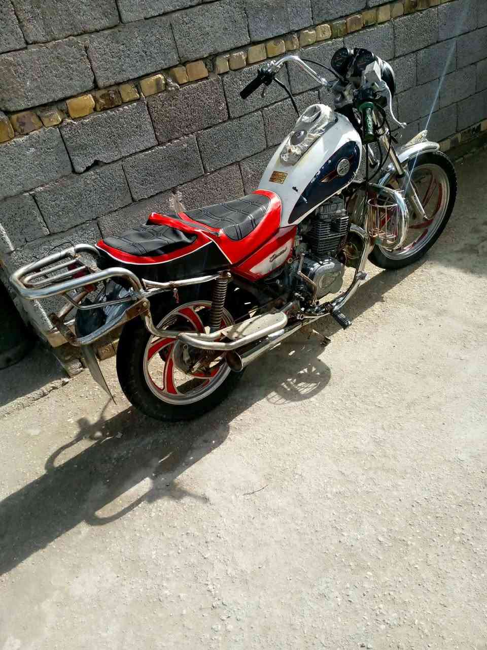 سلام عليكم دراجة للبيع كلك موتيل 13 كهربايات كله شقال نكره سلف تواير جديد مكينه خير من الله مكانك ناصريه رفاعي سعر 225 وبيه مجال وشراي يصل ***********
