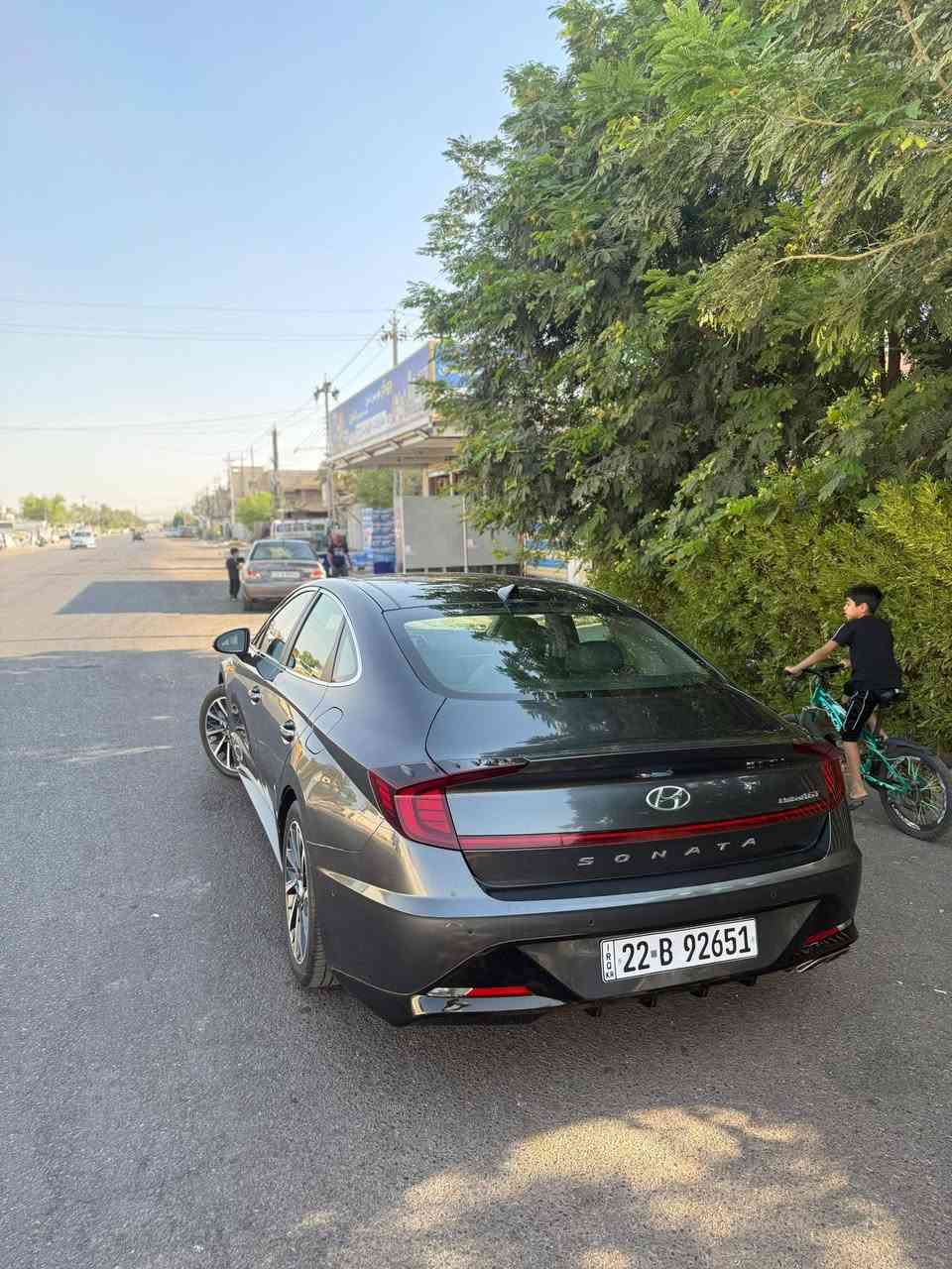 السلام عليكم
سوناتا 2022 لمتد فول مواصفات 
محرك 1600 تيربو 
مواصفاتهة :
بانوراما
بصمه تشغيل عن بعد و تتقدم و ترجع بالبصمه
5 كامرات 360 
رادارات امامي خلفي جانبي
حساسات حول السيارة
كشنات جلد تدفأة و تبريد 
ستيرن هيتر
فول تحكم ستيرن
مثبت سرعة و تحديد مسار و قيادة ذاتيه
شحن لاسلكي
كشنات خزن
تبريد قطعتين 
اوتو بارك
اوتو هولد
نضام صوتي BOSE دمام
نقطة عمياء
4 انضمه قيادة 
كير اوتو + عادي شفتات
داتا شو
بعد بيهة خير من الله مواصفات

صور الحادث و السونار موجودة بالمنشور
السيارة رقم اربيل باسمي تحويل شوكت متريد
سيارة جاهزة مبيهة اي نقص تخم تايرات جدد
كير و مكينه مكفولات صدر جديد 
مكاني بغداد
***********

+964 782 588 8234
