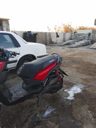 سلام عليكم جبليل للبيع لدراجه كلش نضيفه وناعمه وبلاديه لدراجه كفراتهة جارده لدراجه ملحه وتجي شاوفه احله من لصور كهربائيات كلهة شغاله لدراجه بيهة رجفه بل اكلج لخلفي مكان لدراجه بغداد لبياع شرطه لخامسه  للستفسار ***********
