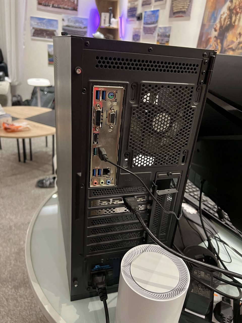 Pc للبيع
مواصفات 
Cpu AMD RAYZEN 7 5800X TRY -PCI

MB ASUS PRIME B550M-K -PCI

VGA PC CARD ZOTAC RTX 4060 Spider Man 8GB OC -Pci 

DDR4 PC Corsair Vengeance RS RGB 64 gb 

512gb ssd m.2 nvme
1T ssd m.2
2TB hdd
 
Case ATX RAPTOR 290-XL

Fan pc cooling aerocool pulse l240f 240m ARGB

للبيع نضافه فول ممتعوبه تجي تجيك وتفحص متوازي على بيعتهه


**إذا كنت صاحب هذا الإعلان وتريد حذفه لأي سبب، رجاءا أرسل رسالة إلى الدعم الفني**