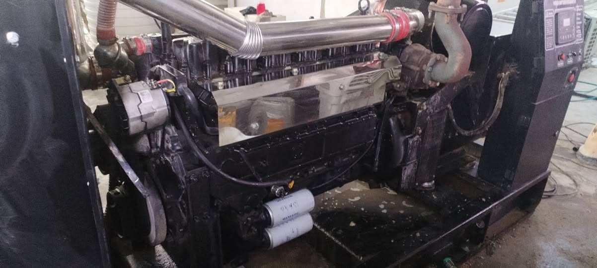 مولده البيع شتاير ١٢ بستم جديده مامشتغله قليل جديده كلش اوتو راس التوليد سنفور ٢٥٠ كيفي
بغداد الأمين الثانيه ***********
