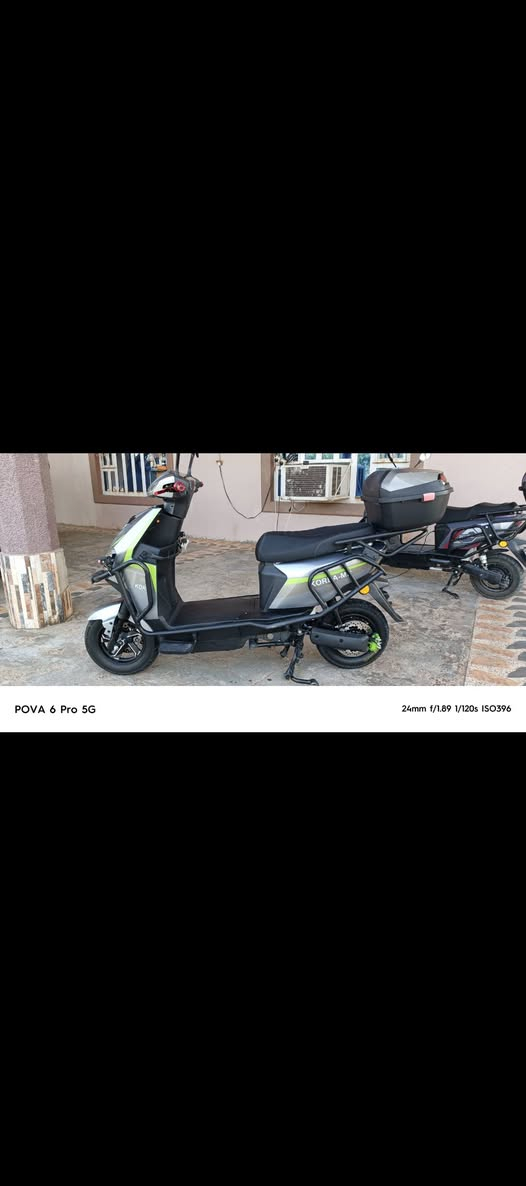 دراجه سكنس شحن 2025
دراجه نضيفه بطاريات مسطره وعل فحص 
السعر 700 وبيه مجال المكان بعلوان النساف 
رقم *********** متاخذه اذا ما تفحص بطارياته

