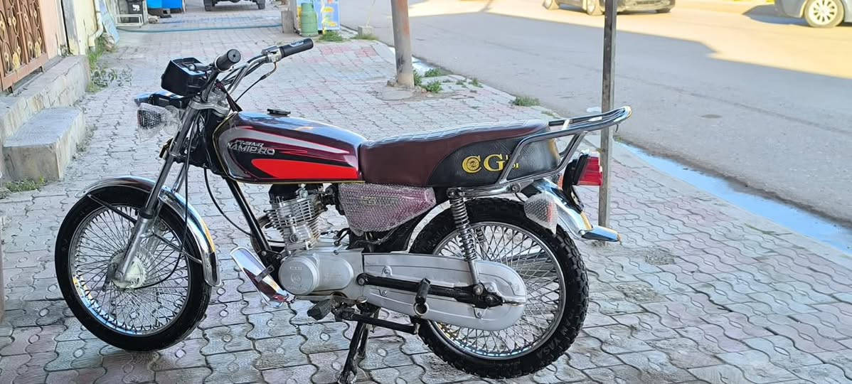 بۆ فرۆشتن نامی پرۆ مودیل ١٧هیچ عەیبی تیای نیە هەموو کیانی لۆکە 
رقم***********
