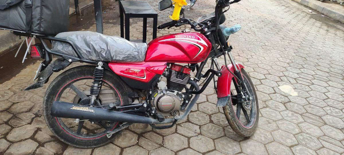 شايننك 2023 مرقم جديد (استعمال شهر)
السعر مليون وننص 
الرقم باسمي
التواصل واتساب ***********
