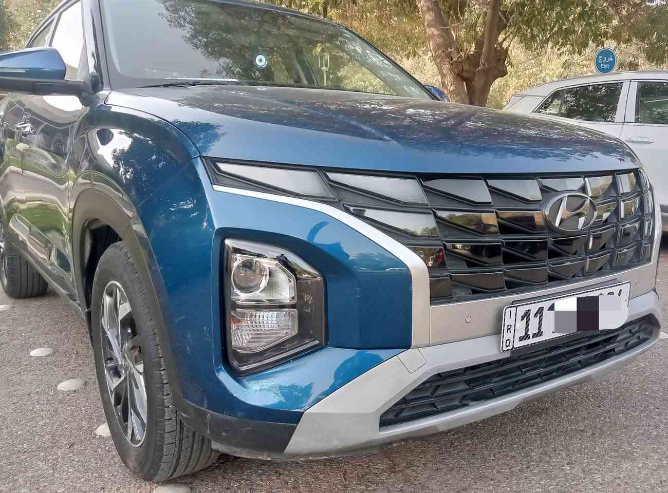 هونداي كريتا موديل 2023
رقم بغداد الدولي
خليجي بدون اي صبغ او حادث 
المسافة المقطوعة 30 كم
داخل بيجي واسود 
فول مواصفات 
بانوراما 
بصمة ابواب
بصمة تشغيل
 تشغيل عن بعد 
مري جانبية قلاب مع ترحيب عند الاقتراب
عدادات ديجيتال
شاشة كبيره
تدعم اندرويد اوتو و كار أبل بلي 
كاميرا خلفية 
شاحن لا سلكي
حساسات خلفية 
اضواء led 
اوتو هولد 
هاندبريك دكمة
كير 8 نمر نوع IVT
تحكمات ستيرن جهتين
شفتات ستيرن 
منافذ USB 
منفذ شحن 
تبريد قطعتين
اشاير بالمري الجانبية
 بصمة تشغيل عدد 2
*********** اتصال او واتساب
