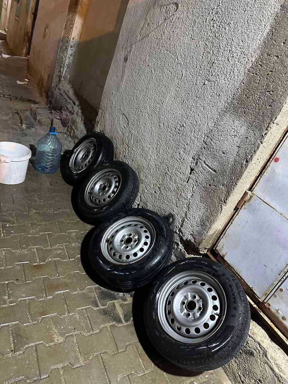 حجم 14 نضيفات قفل 200 البصره 
***********
