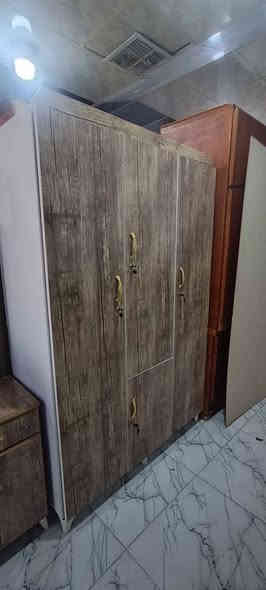 كنتور 3ابواب فول ميلامين تركي قياس متر و 30 نضافة فول استخدام كلش قليل مبي اي كسر اي عيب بالشرط للبيع السعر 140 ال
*********** 
سايدين دوميز الجمعية مقابيل ملعب دوميز قرب اق صو مول كركوك
