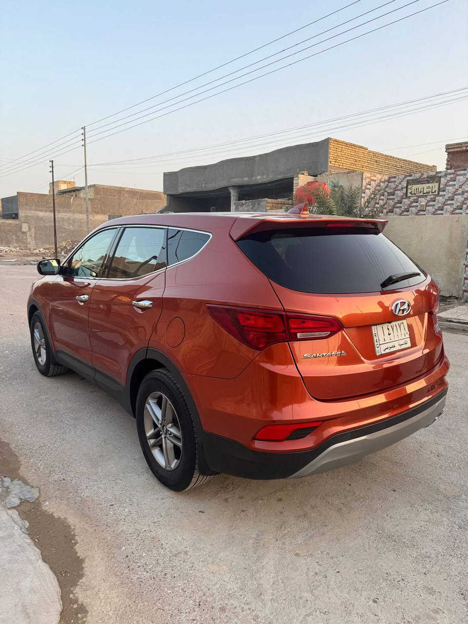 للبيع سنتافيا 2017  
وارد امريكي داخله كلين  مكفوله سياره
 ما عدا البنيد اثر شخوط مصبوغ الباقي كفاله عامه
 محرك 4 دوش رقم قادسيه  السياره جديده جاهزه
 السونار مرفق بالمنشور 
مكان السياره العماره كميت السعر 155 وبيها مجال 
       تصال ***********
