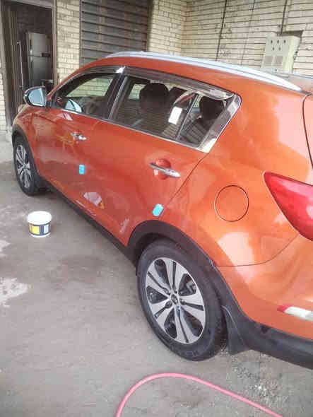 سلام عليكم سبورتج موديل 13 فول مواصفات واحد على واحد معروفه مواصفاتهه 
بنرامه بصمه شفط مري هواي بيهه سوالف مكينه 2000 دوش رقم بغداد انكليزي مكان شعلة   
السعر /140 بيه مجال لطيبين سونار مرفق بلصور
الرقم ***********
