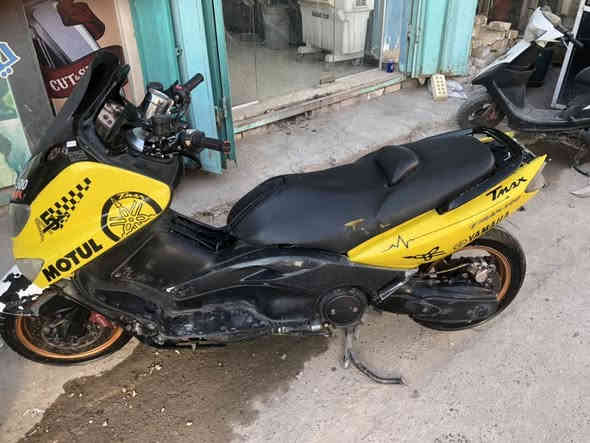 سلام عليكم شباب تي ماكس موديل ٢٠٠٧ مكينة مكفولة دراجة يرادلهة ترتيب مكينة حلوة بس متوازي واريد ابيع ورحمة لولديكم بس الشراي يجي خاص او واتساب فقط *********** السعر ١٥٠٠ وبيهة مجال لشراي
