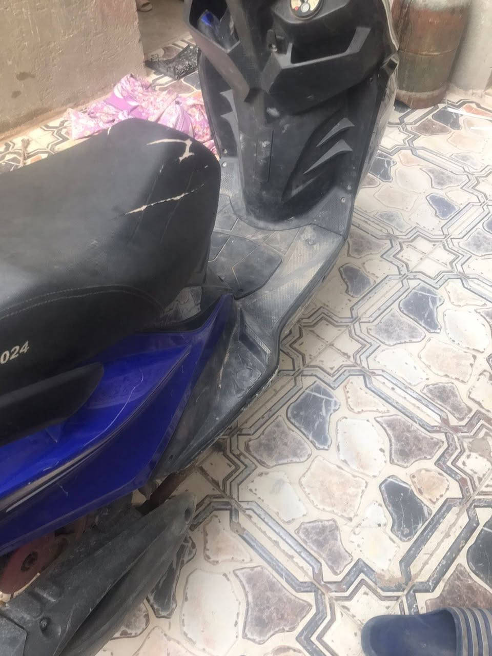 دراجه سكنز مكفوله كفاله عامه تشتغل نكرة سلف تفحصها وتاخذها المحرك ما مفتوح ولا مخلي صبانه عليه السعر 500 وبيها مجال 
***********واتساب
