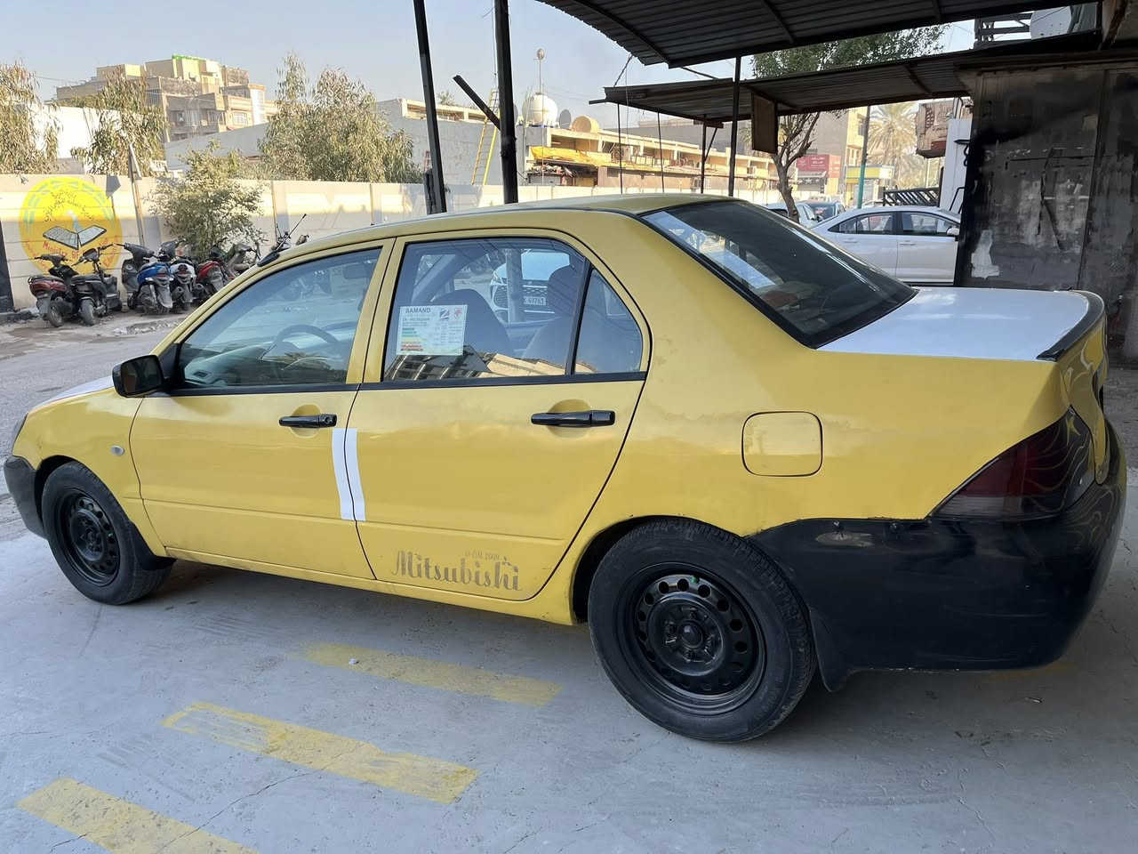 سلام عليكم سياره لانسر للبيع مديل2009 سياره تخم تاير صدر أمامي خلفي جديد   منظومه جديده تبريد تدفئه شغال  سياره هيئه 20 الف وغرامات مروريه 50 الف رقم بغداد مشروع وطني  تحويل ثاني يوم  العنوان بغداد زيونة الاستفسار ***********
ملاحضه المحرك بي خيط تبخير محرك 2000 كير عادي السعر 67
