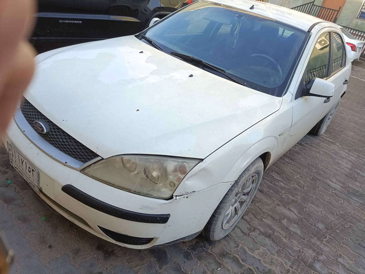 سيارة فورد 2006 لون ابيض كير يعمل بصورة جيدة بيها خيط تبخير حدادة جيده بدي بلاد بدون ضربة قوية السعر 30$ وبيها مجال العنوان البصره مركز
الاتصال *********** البصرة, العراق
