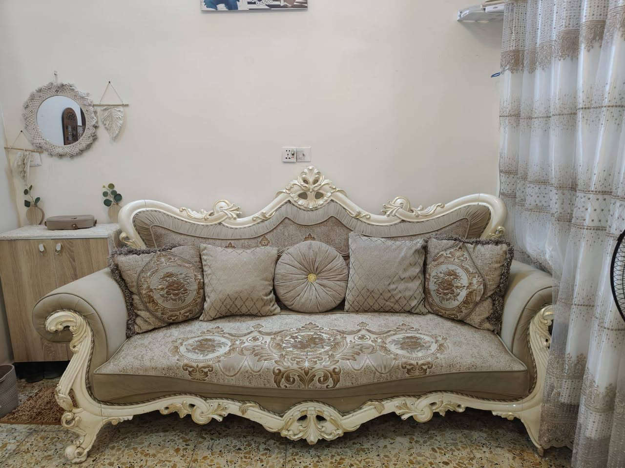 تخم ملكي مستعمل شي قليل اخذته مليونين و250 وابيعه مليون و300 مكاني البلديات


**إذا كنت صاحب هذا الإعلان وتريد حذفه لأي سبب، رجاءا أرسل رسالة إلى الدعم الفني**