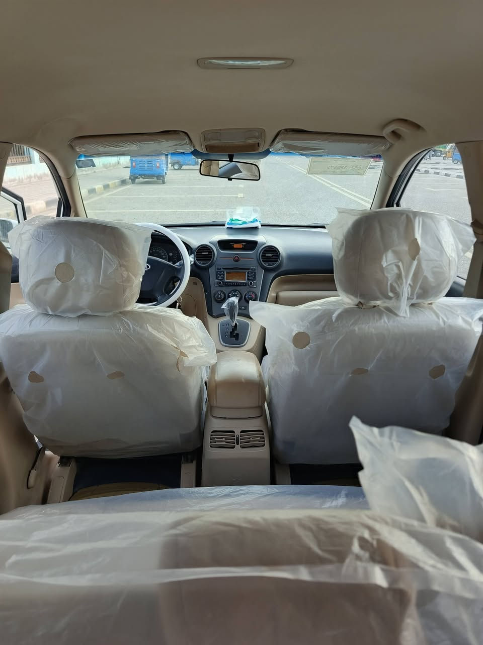 السلام عليكم كيه كارنز خليجي البيع 7راكب موديل 2009 السياره مكفوله كفاله عامه شرط ع لسونار رقم ميسان انكليزي سنويه جديده تبريد قطعتين ثلج تخم تاير حداديه جديده العنوان ميسان *********** واتساب موجود
