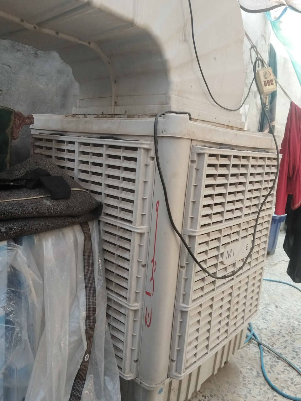 مبردة الحجم الجبير تفيد المواكب والحسينيات  نصيفه مابيهه عطل وياها دكت  وحلفات ثنين  مكان كربلاء حي العسكري العابد قطاع 12 سعر 700 بي مجال قليل حك الجية نضيفه وشرط الفحص  هواها ثلج بس يرادلهه غسل كربلاء, العراق


**إذا كنت صاحب هذا الإعلان وتريد حذفه لأي سبب، رجاءا أرسل رسالة إلى الدعم الفني**