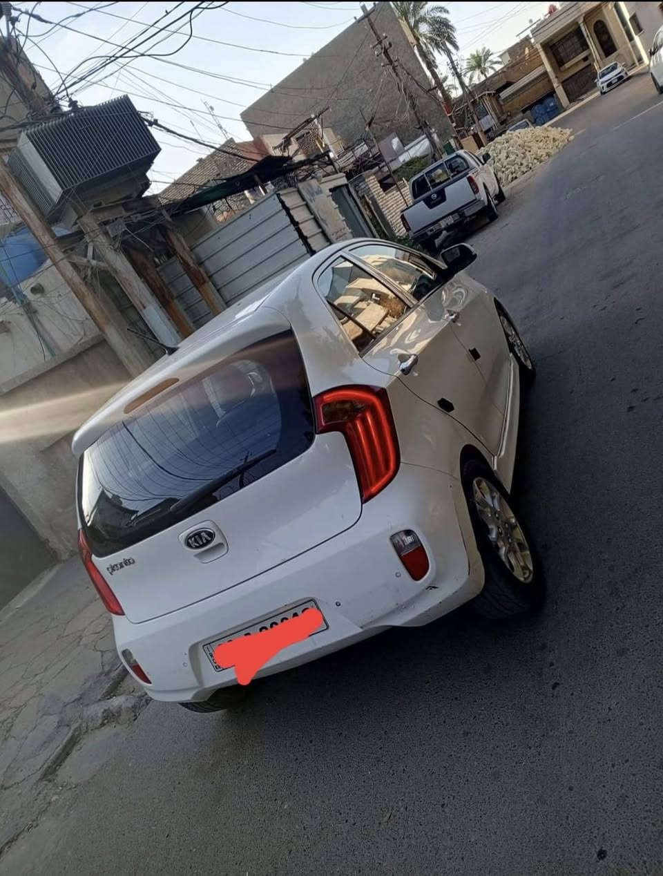 سلام عليكم 
كيا بيكانتو 2015 Gte line فول مواصفات 1/1
محرك جبير ٤ سلندر مواصفات فتحه بصمه لدات امامي خلفي كشنات جلد ومخمل تحكمات ستيرن حساس خلفي يدات نيكل اشاير بلمري مري شفط شاشه كاميرا تبريد بيانو فول اعلى مواصفات بدون صبغ بيها مكانين بارد صغار ممبينات رقم اربيل تريد تحويل او وكاله السعر 92 وبيها مجال مكان سيارة بغداد دورة للاتصال ***********/***********
